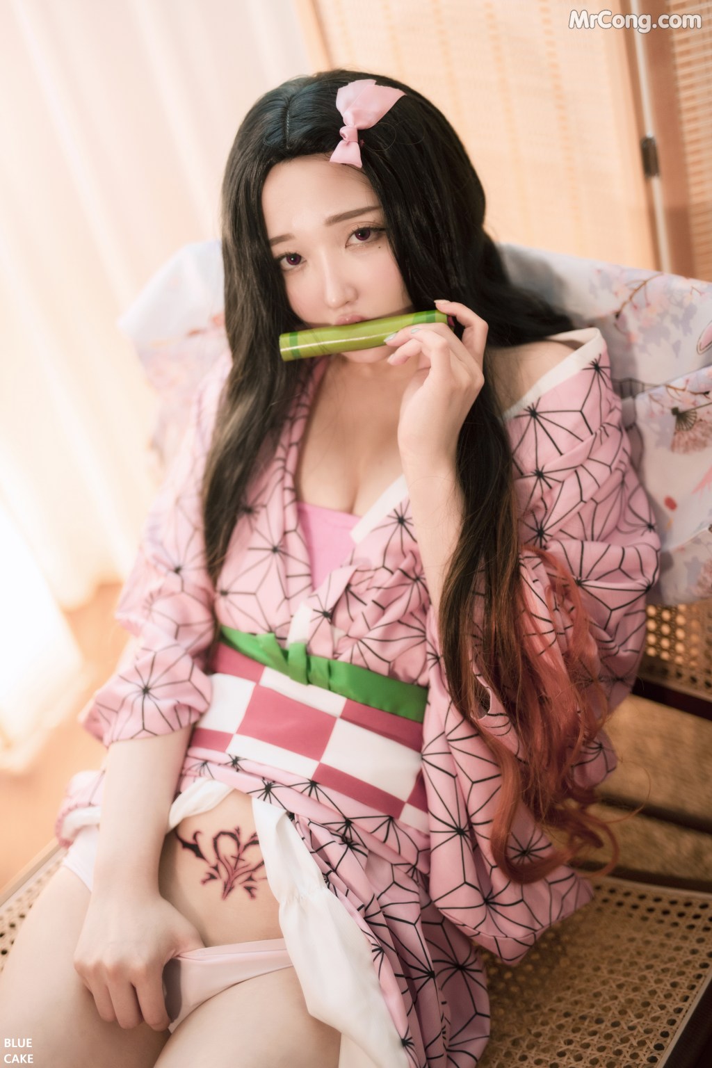 [BLUECAKE] Son Ye-Eun (손예은): “Pink Oni” (100 photos)