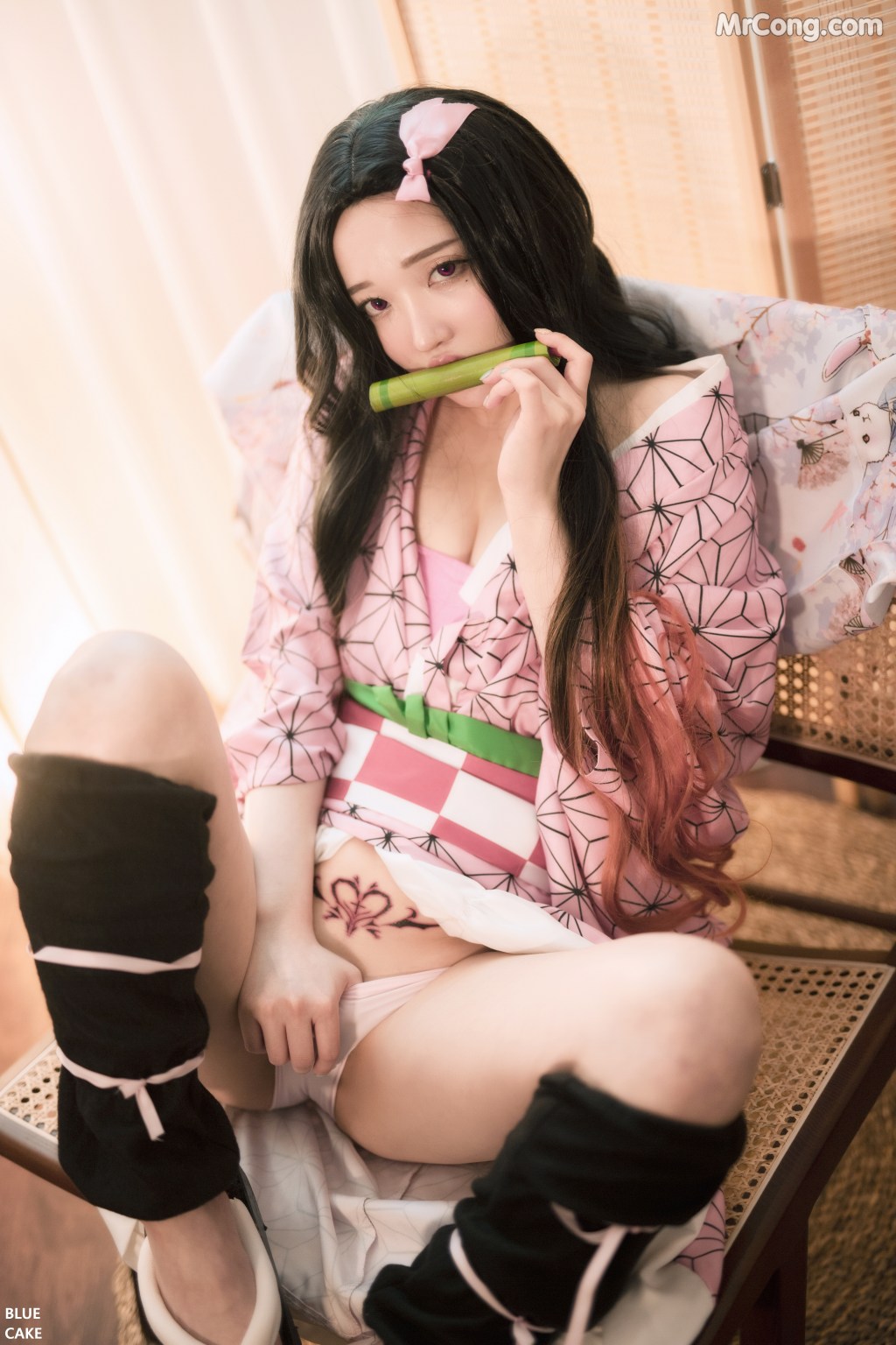 [BLUECAKE] Son Ye-Eun (손예은): “Pink Oni” (100 photos)