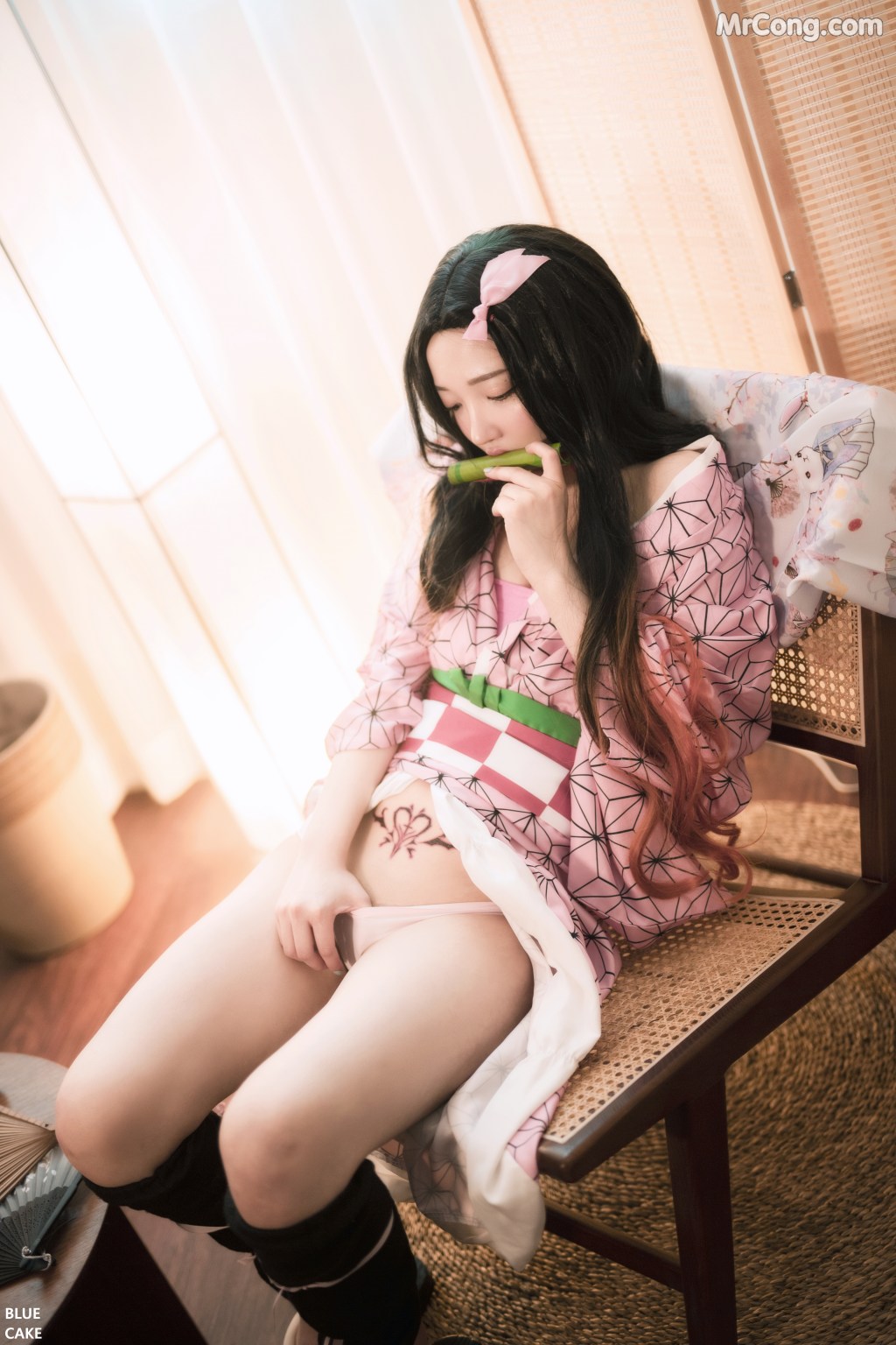 [BLUECAKE] Son Ye-Eun (손예은): “Pink Oni” (100 photos)
