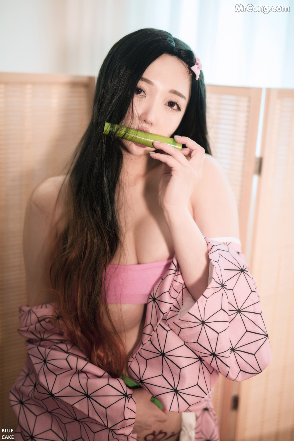 [BLUECAKE] Son Ye-Eun (손예은): “Pink Oni” (100 photos) – Page 2
