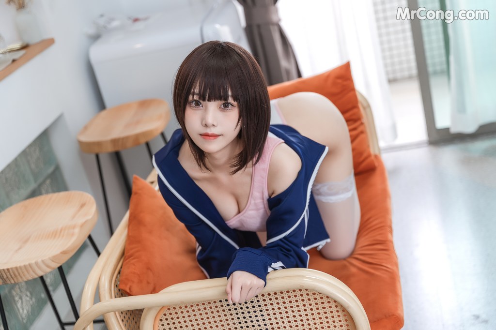 Coser@蜜汁猫裘 Vol.076: 草莓圣代 (45 photos + 4 videos) – Page 2