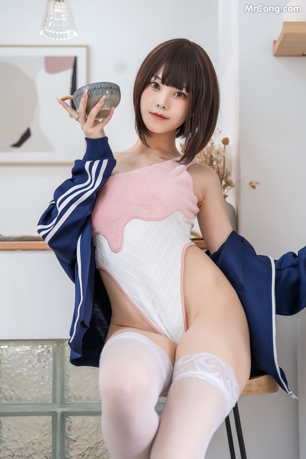 Coser@蜜汁猫裘 Vol.076: 草莓圣代 (45 photos + 4 videos) – Page 5