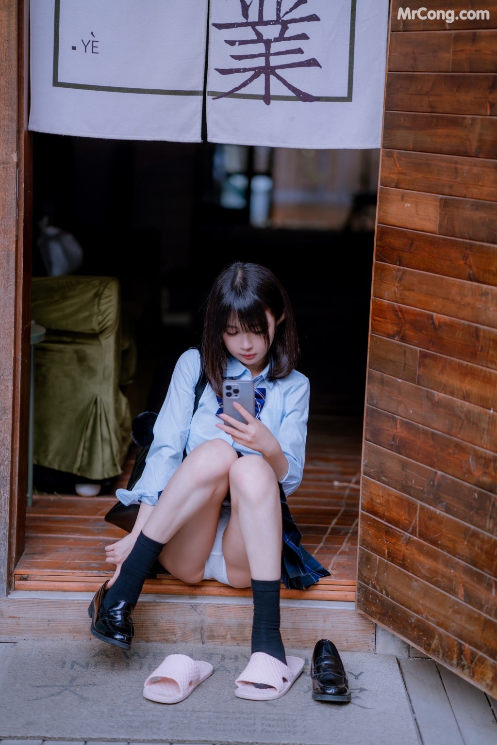 Coser@桜井宁宁 Vol.044: JK之居家 (66 photos)