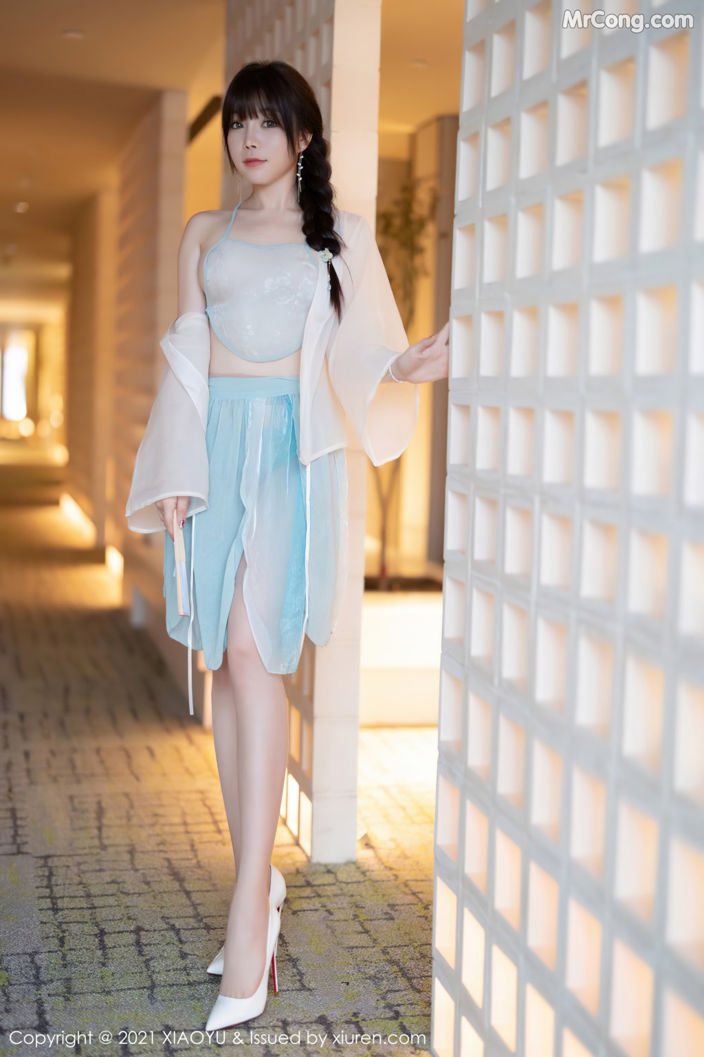 XiaoYu Vol.679: Booty (芝芝) (96 photos)