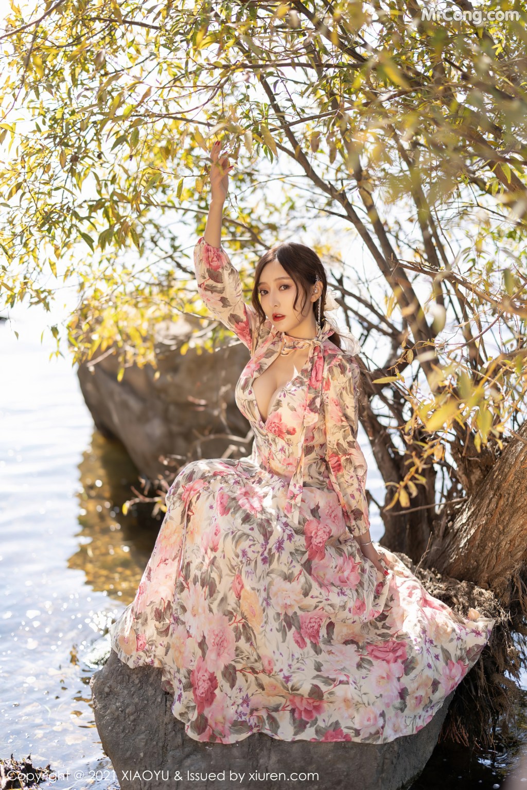 XiaoYu Vol.682: Yanni (王馨瑶) (76 photos) – Page 2