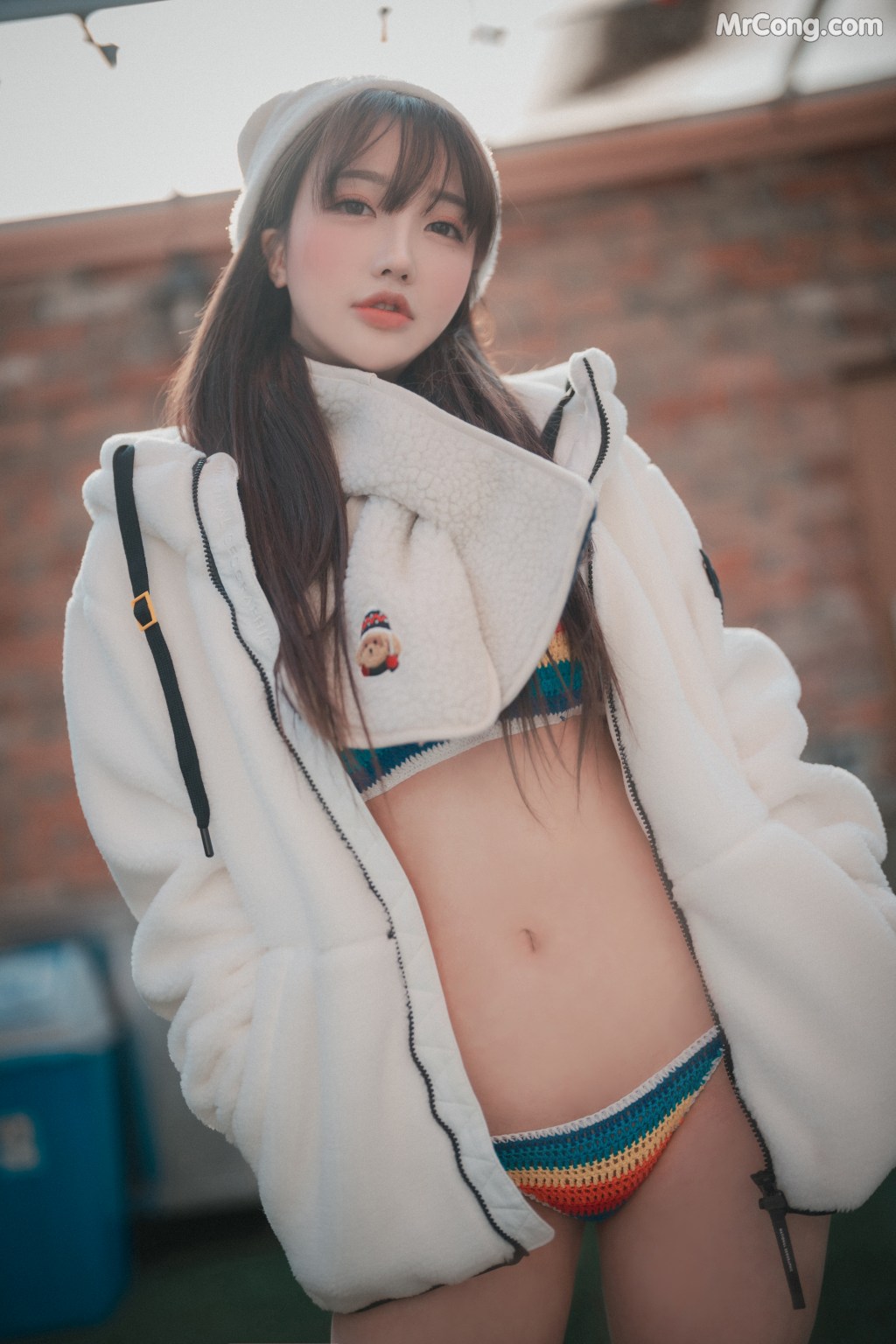DJAWA Photo – Son Ye-Eun (손예은): “Romantic Winter Glamping” (99 photos) – Page 5