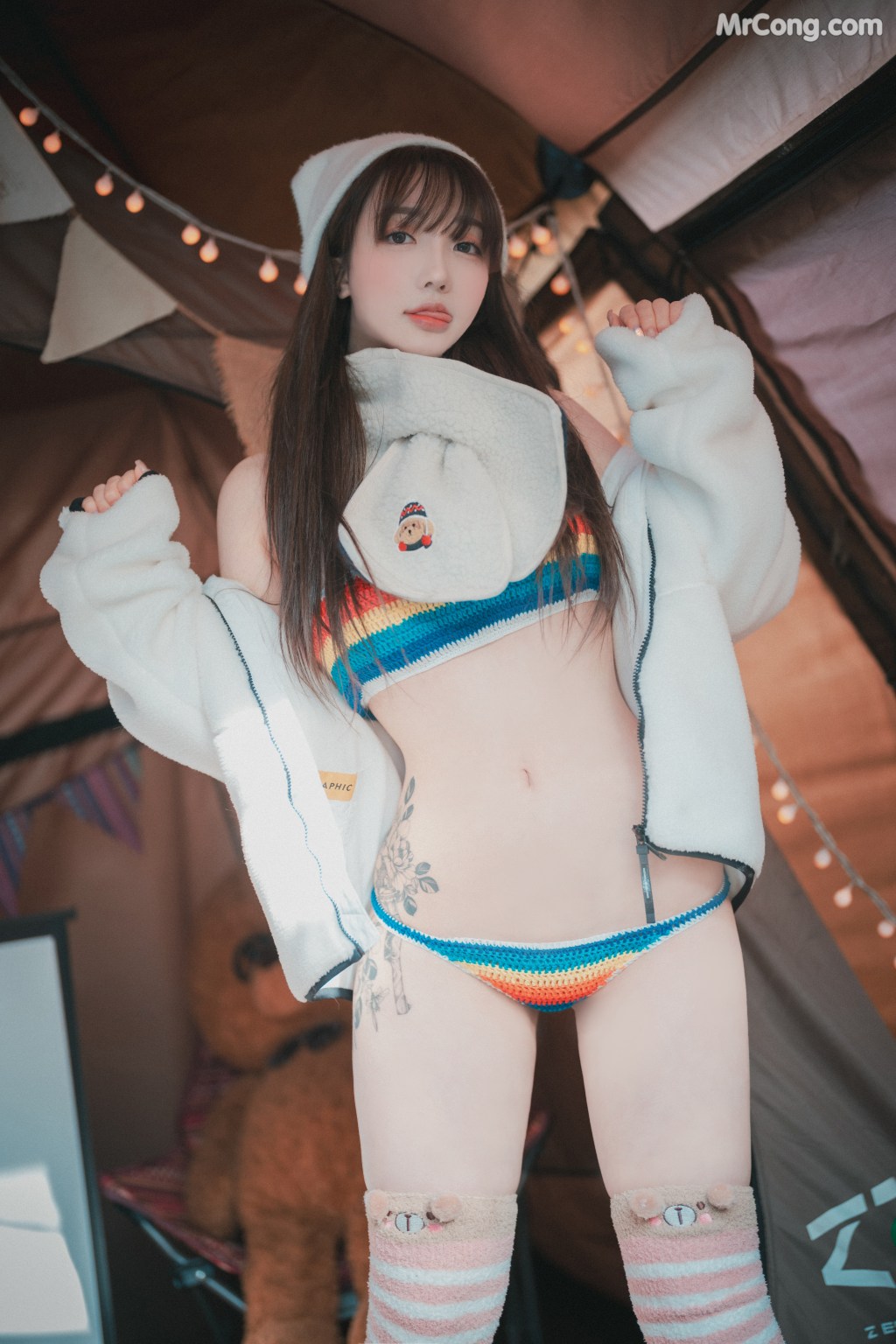 DJAWA Photo – Son Ye-Eun (손예은): “Romantic Winter Glamping” (99 photos) – Page 6