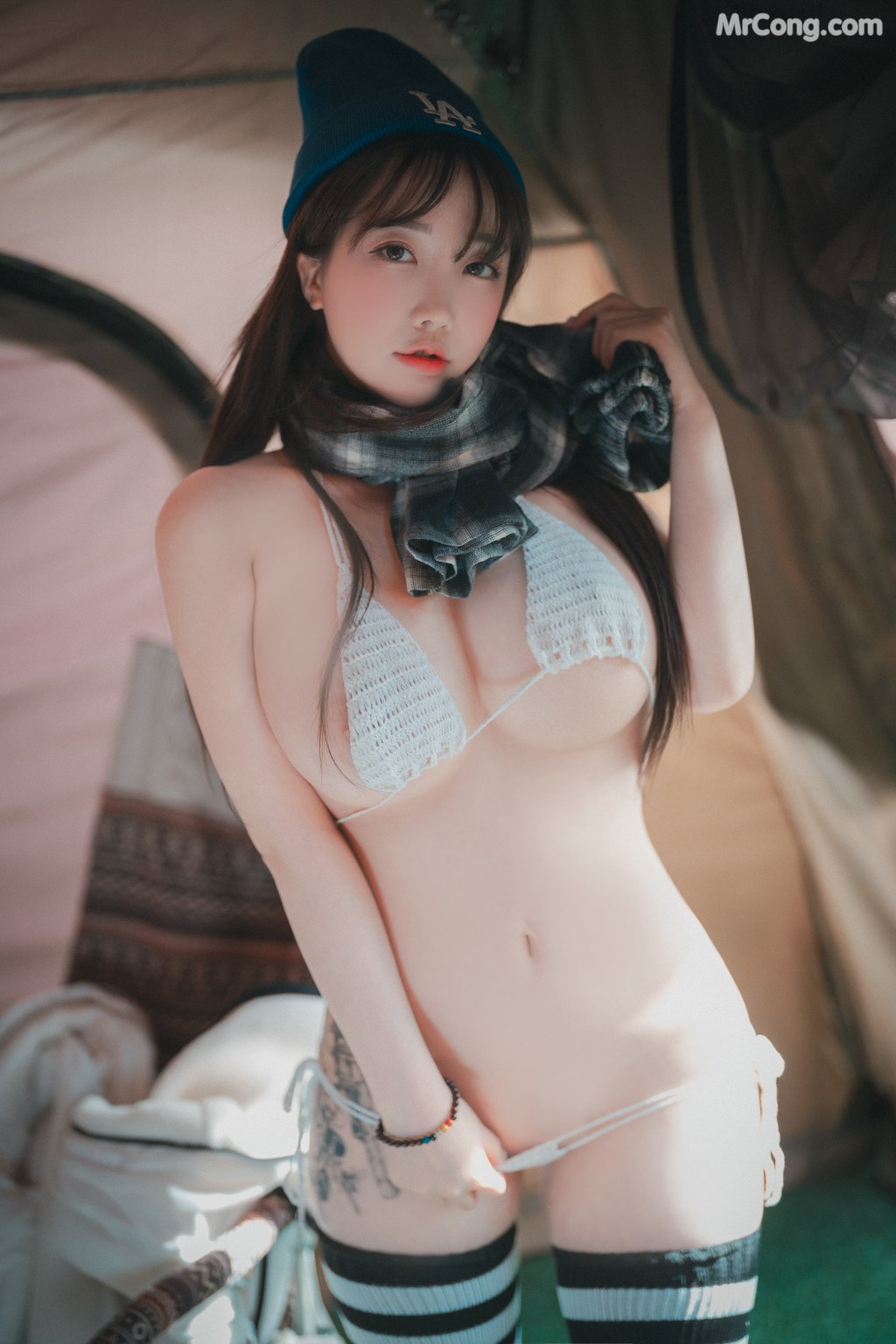 DJAWA Photo – Son Ye-Eun (손예은): “Romantic Winter Glamping” (99 photos) – Page 9