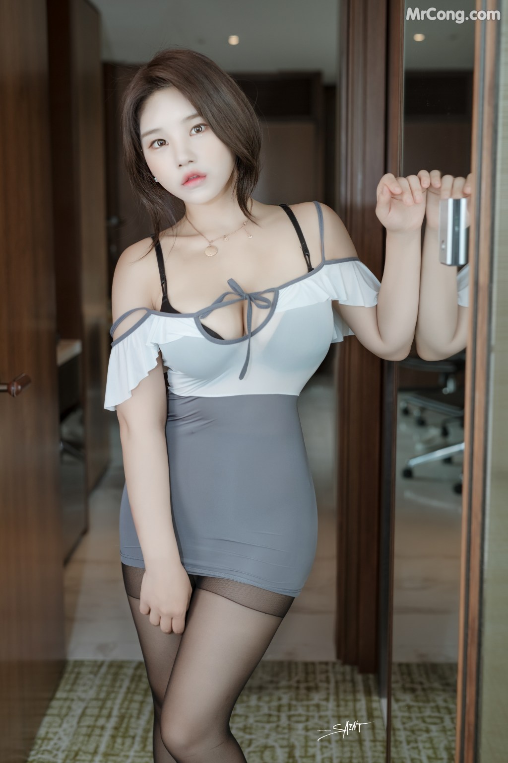 SAINT Photolife – Zzyuri (쮸리) – Office Returns (65 photos) – Page 5