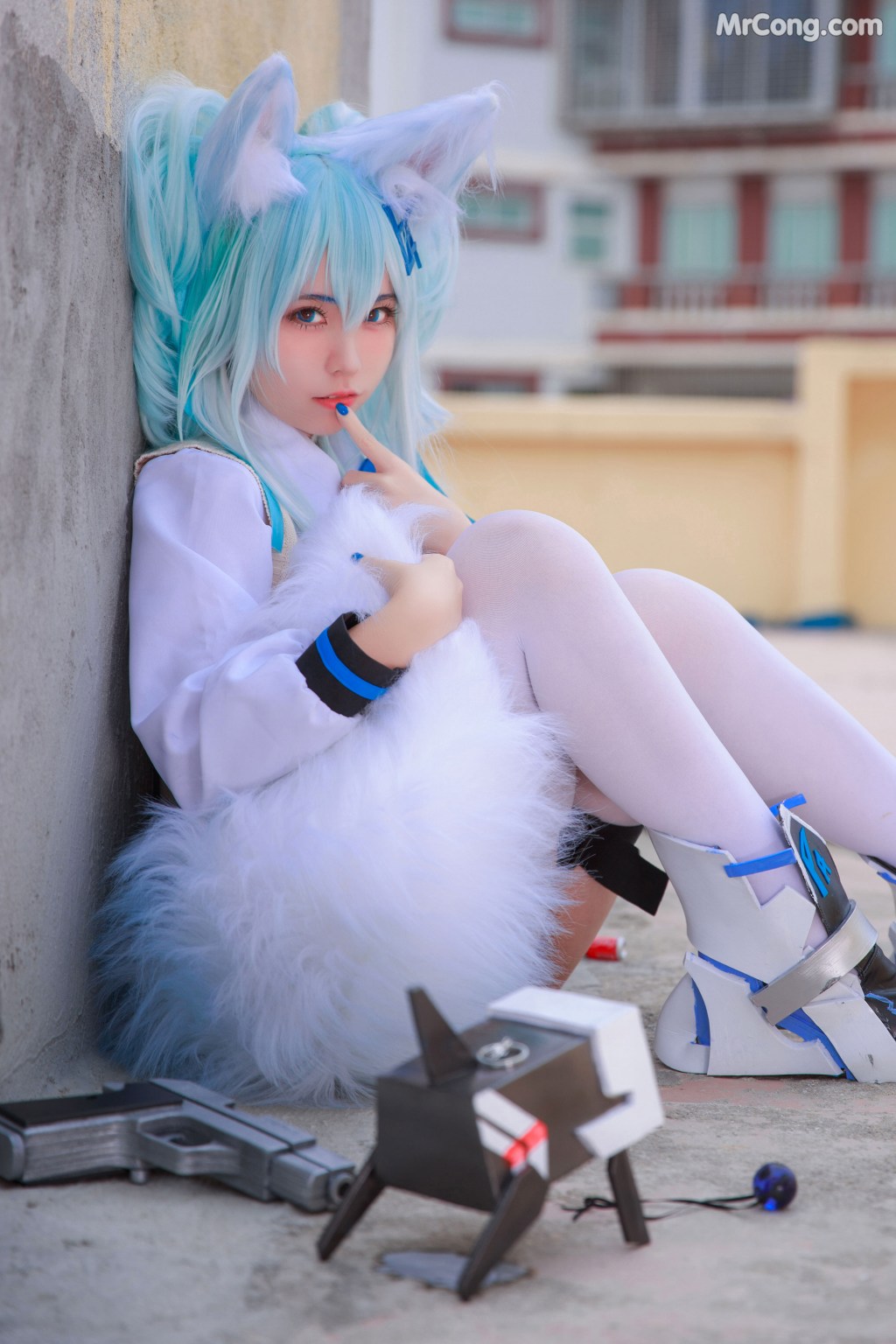Coser@G44不会受伤 Vol.045: 少女前线 PA15校服 (33 photos)