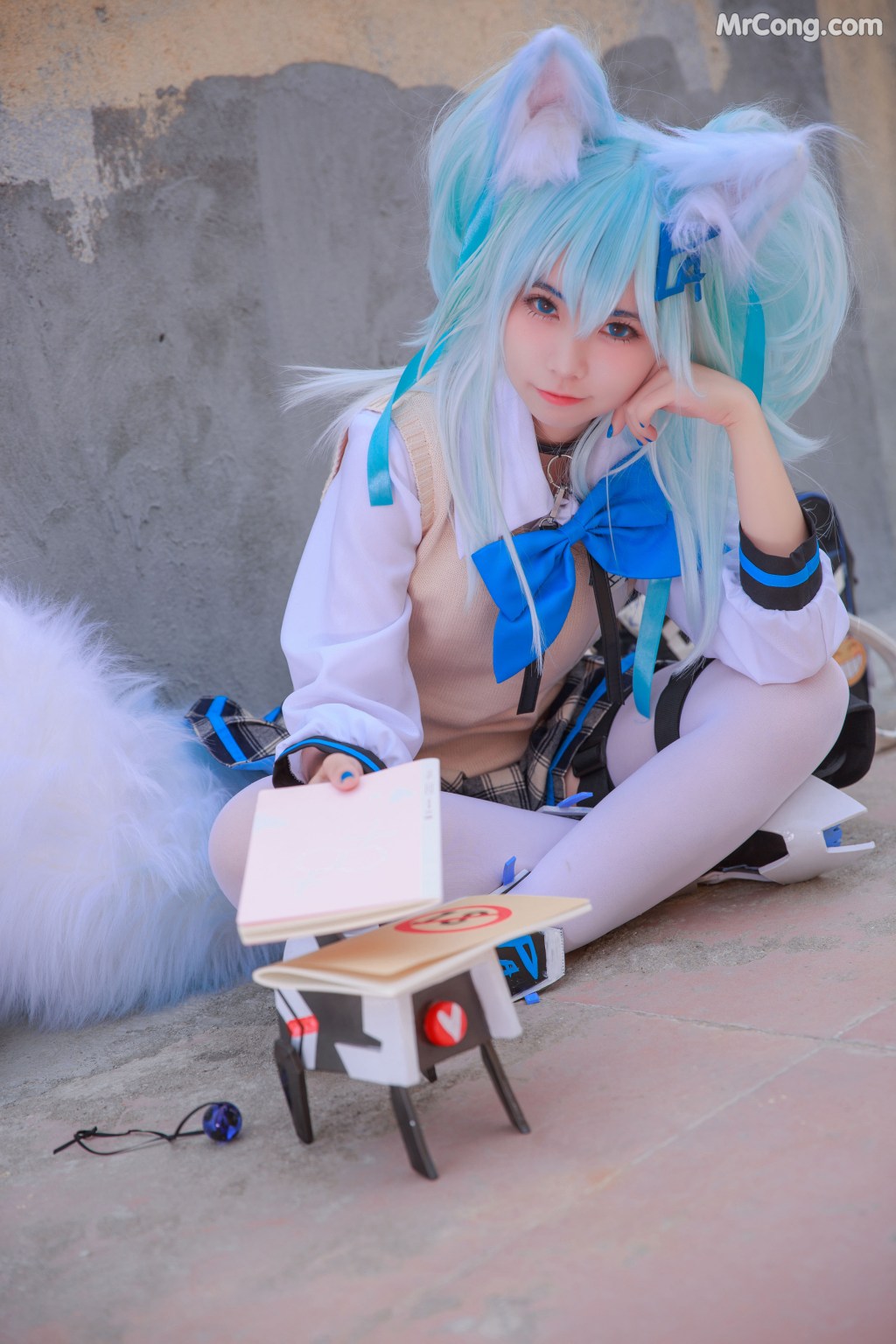 Coser@G44不会受伤 Vol.045: 少女前线 PA15校服 (33 photos) – Page 2