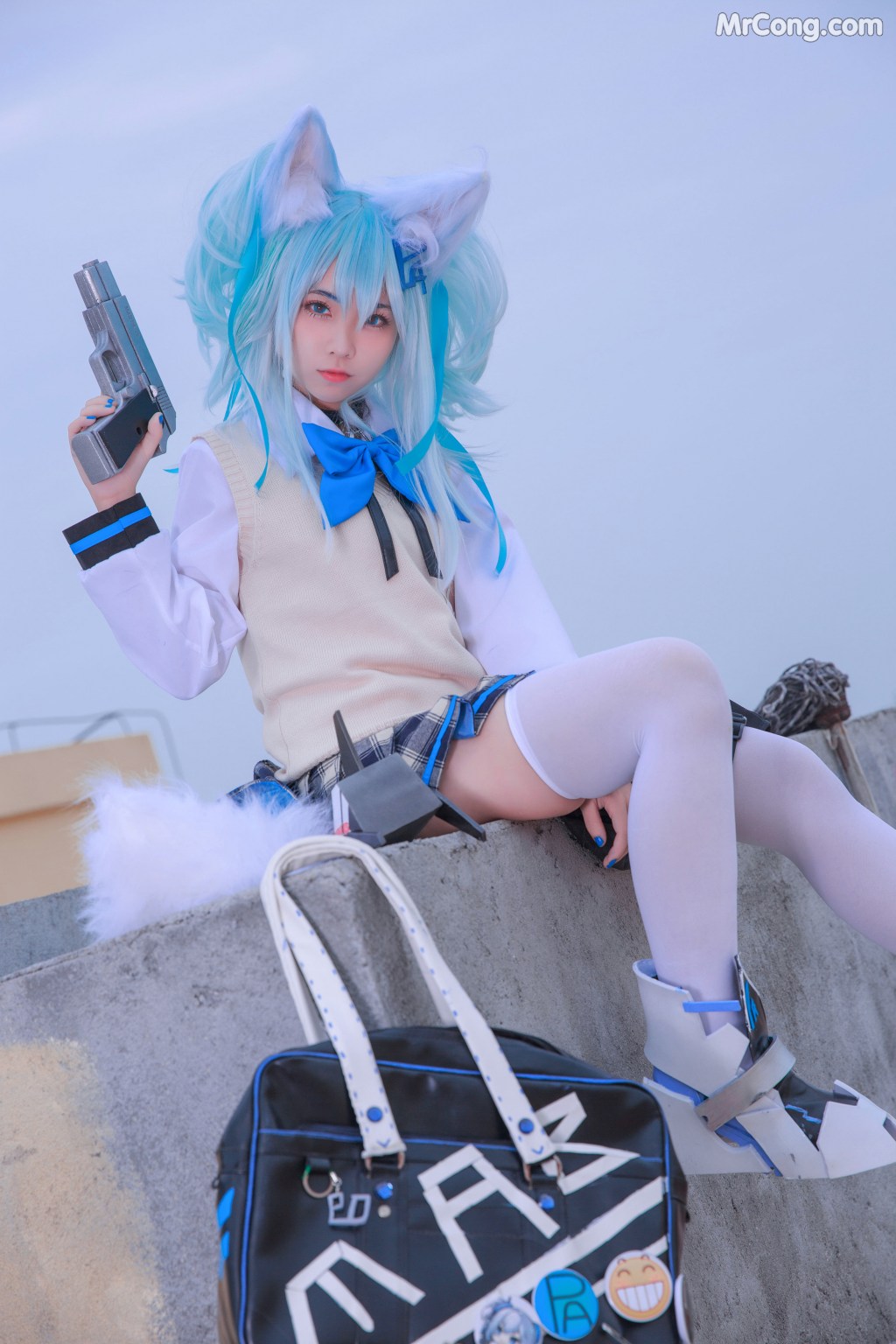 Coser@G44不会受伤 Vol.045: 少女前线 PA15校服 (33 photos) – Page 3