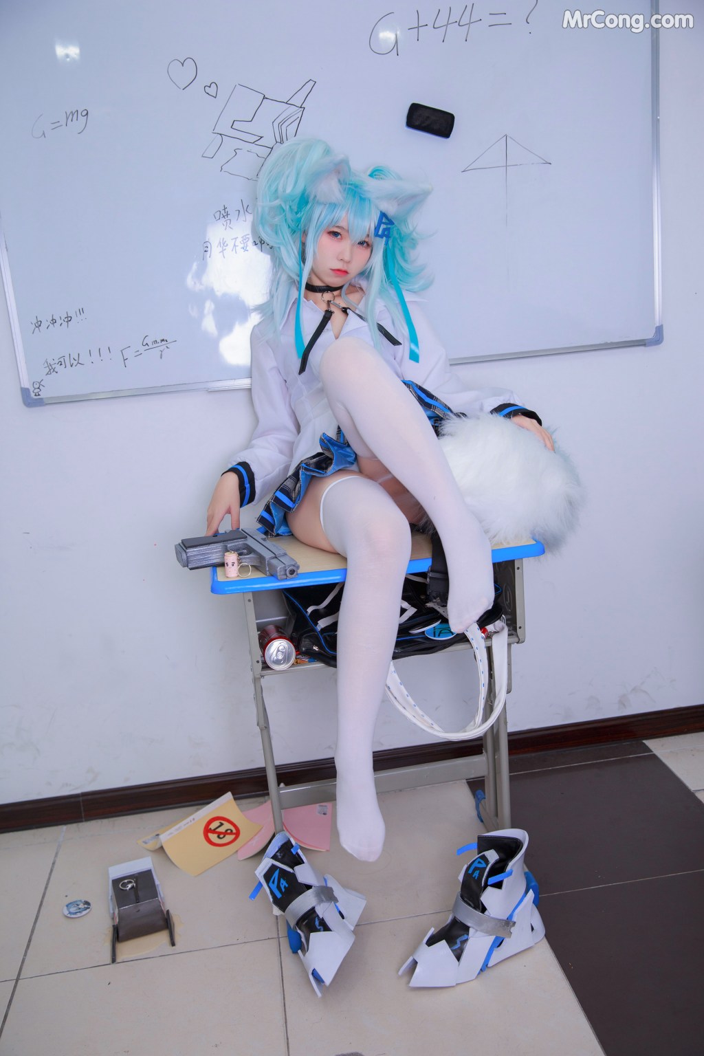 Coser@G44不会受伤 Vol.045: 少女前线 PA15校服 (33 photos) – Page 3