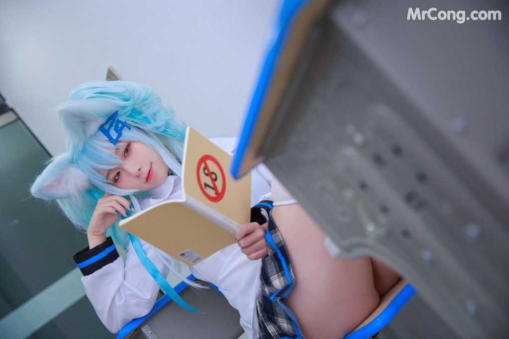 Coser@G44不会受伤 Vol.045: 少女前线 PA15校服 (33 photos) – Page 3