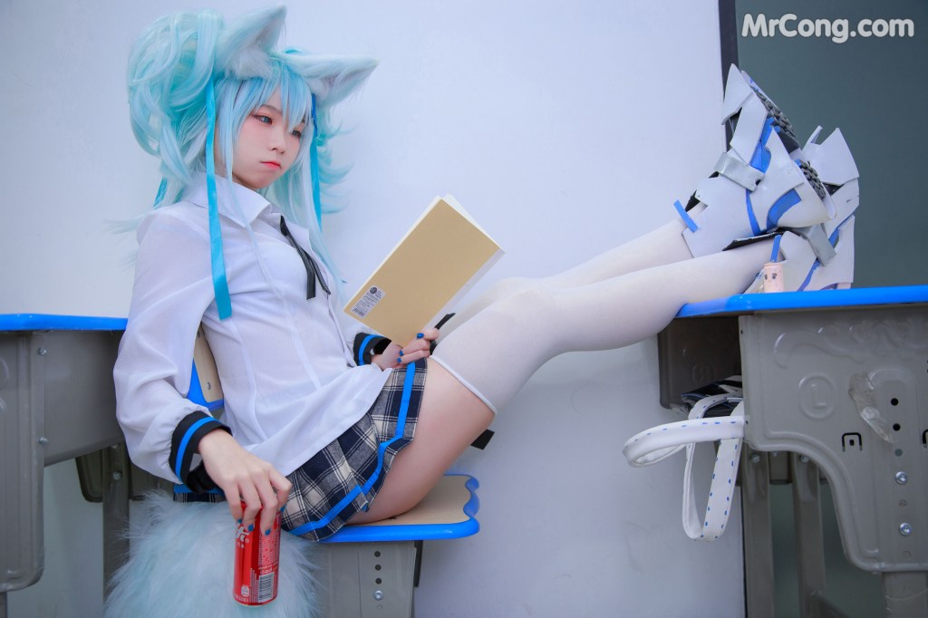 Coser@G44不会受伤 Vol.045: 少女前线 PA15校服 (33 photos) – Page 3