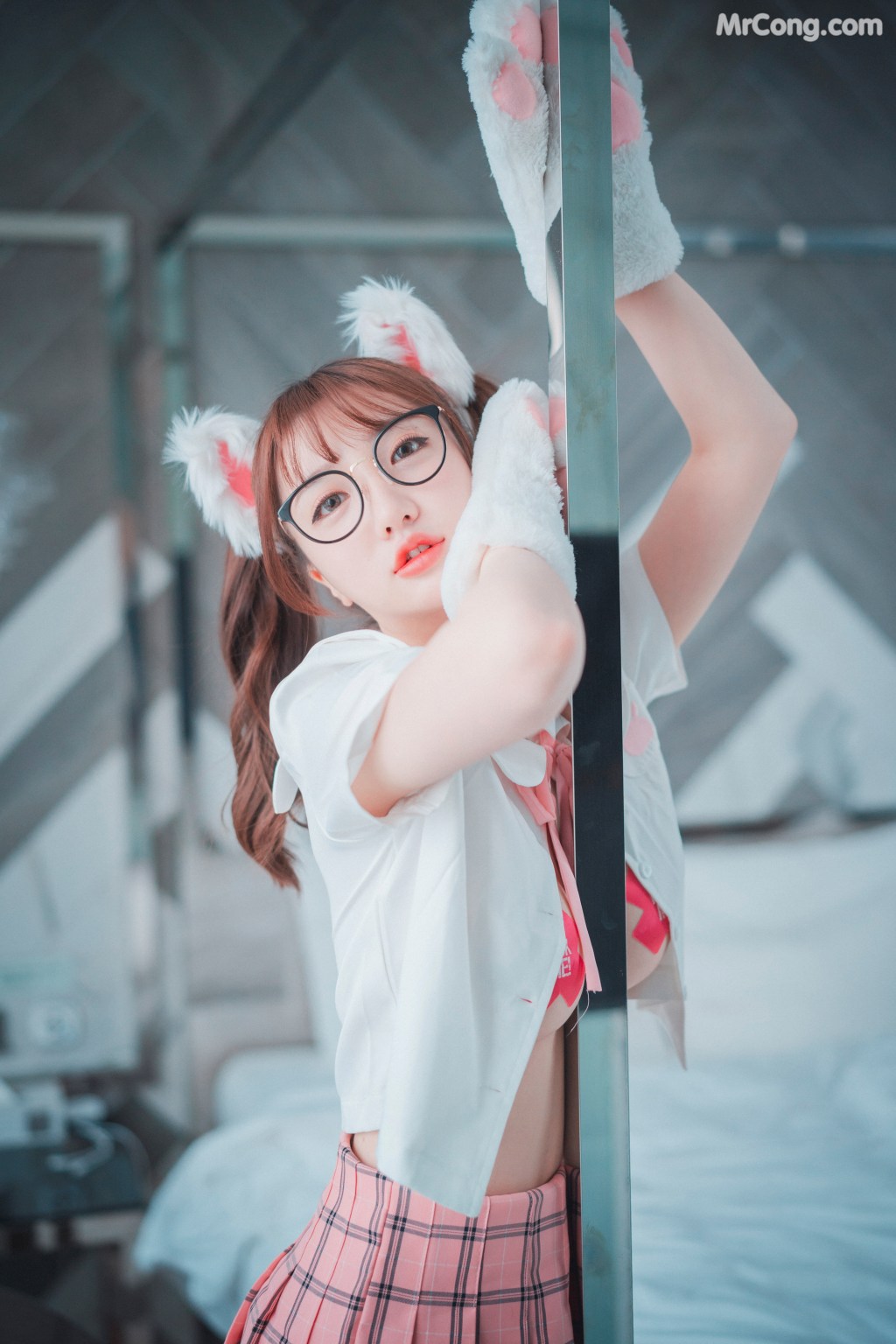 DJAWA Photo – Son Ye-Eun (손예은): “Cute Pink” (50 photos) – Page 2