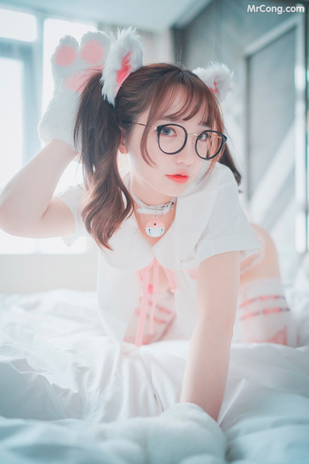 DJAWA Photo – Son Ye-Eun (손예은): “Cute Pink” (50 photos) – Page 2