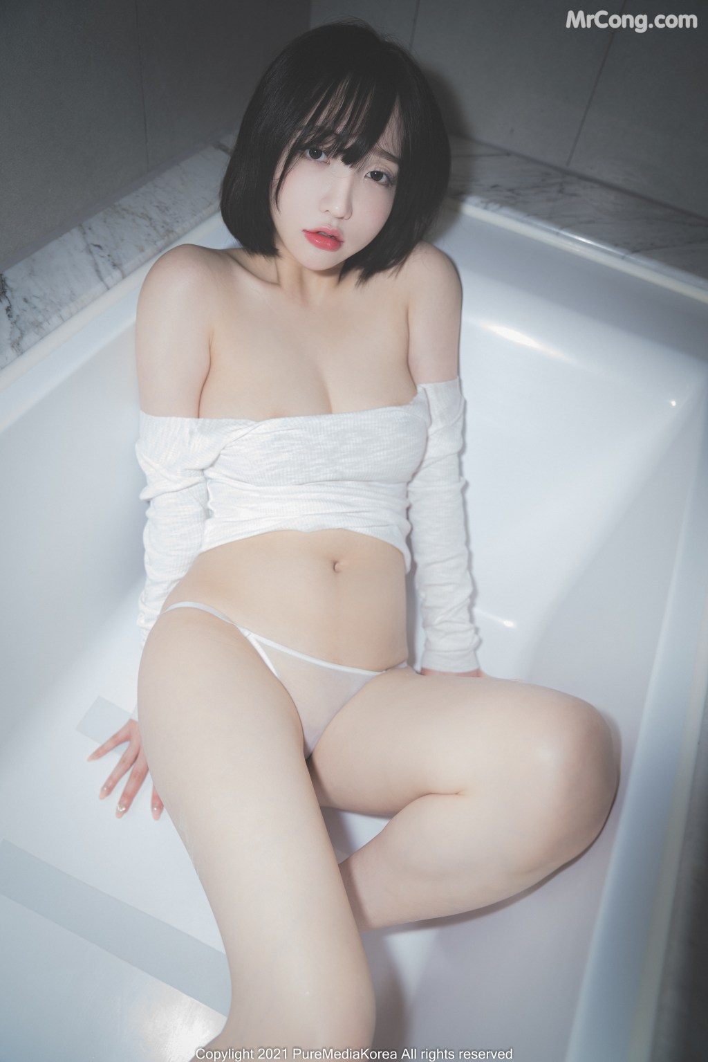 Pure Media Vol.070: Son Ye-Eun (손예은) (72 photos) – Page 2