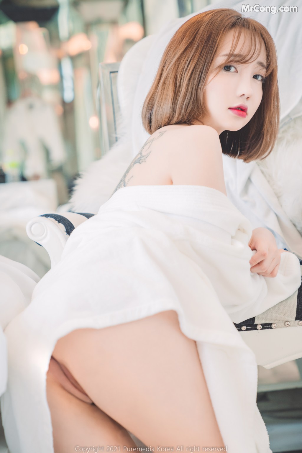 Pure Media Vol.84: Son Ye-Eun (손예은) (82 photos) – Page 5