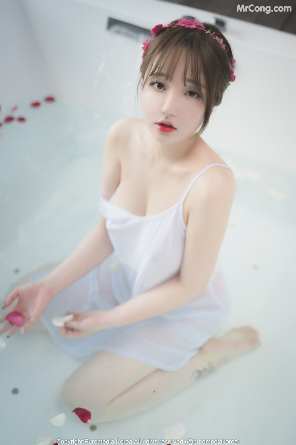 Pure Media Vol.95: Son Ye-Eun (손예은) (103 photos) – Page 8