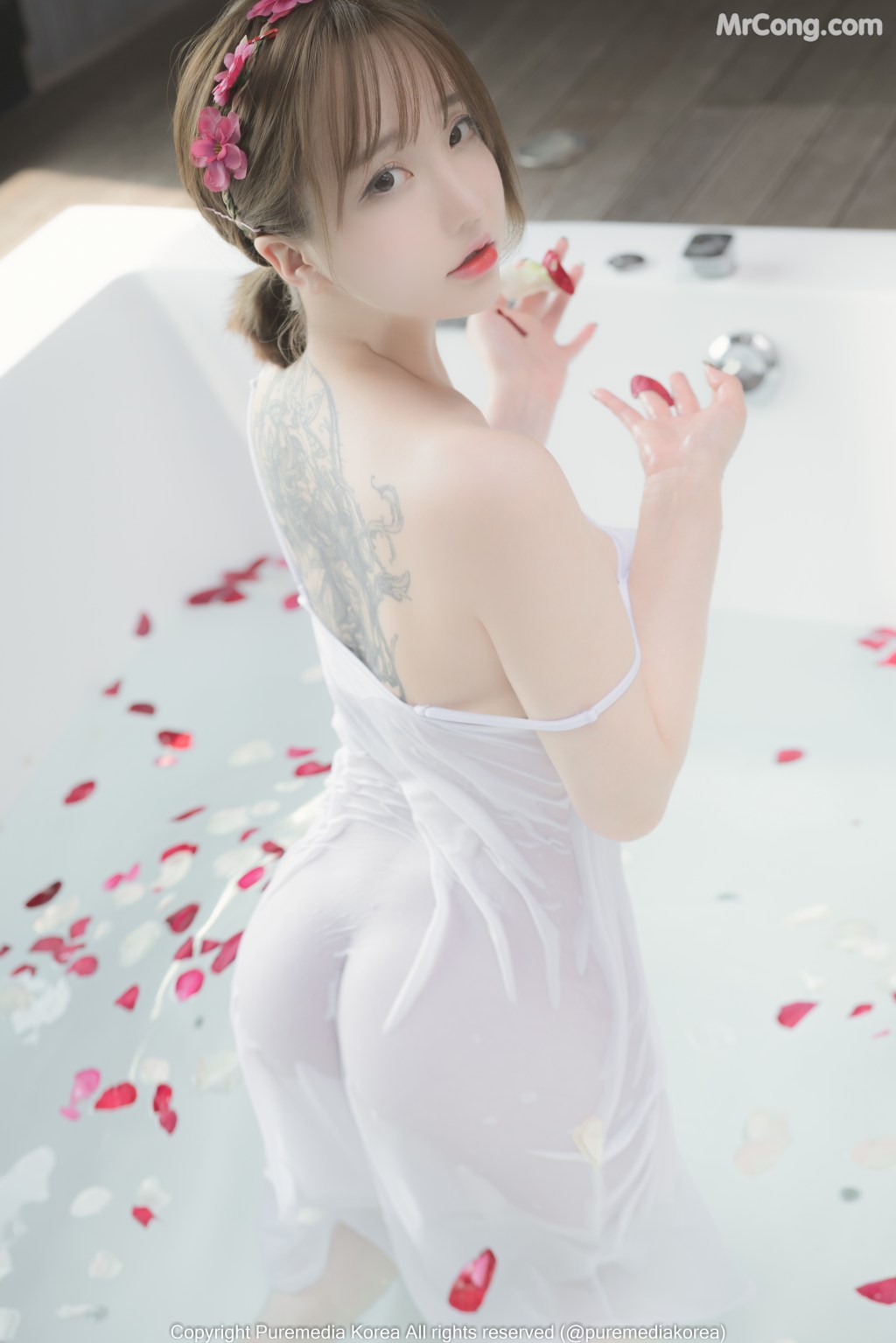 Pure Media Vol.95: Son Ye-Eun (손예은) (103 photos) – Page 8
