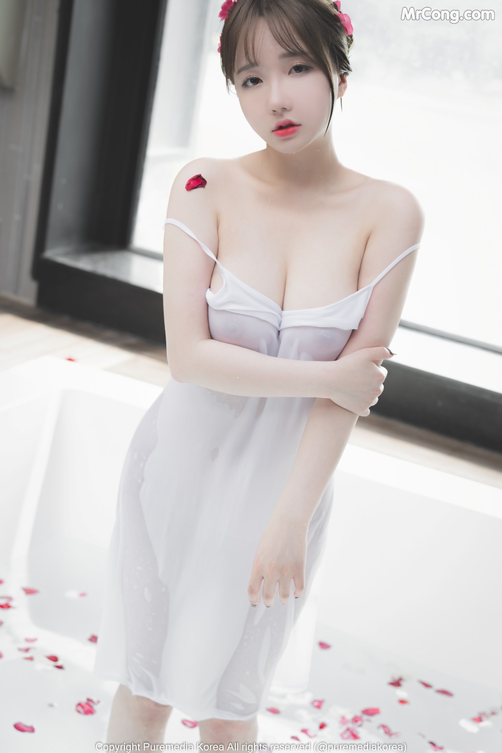 Pure Media Vol.95: Son Ye-Eun (손예은) (103 photos) – Page 10