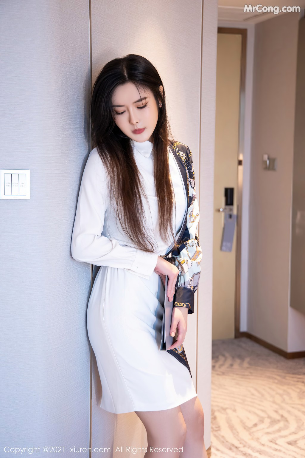 XIUREN No.3975: xiuren白露 (72 photos)