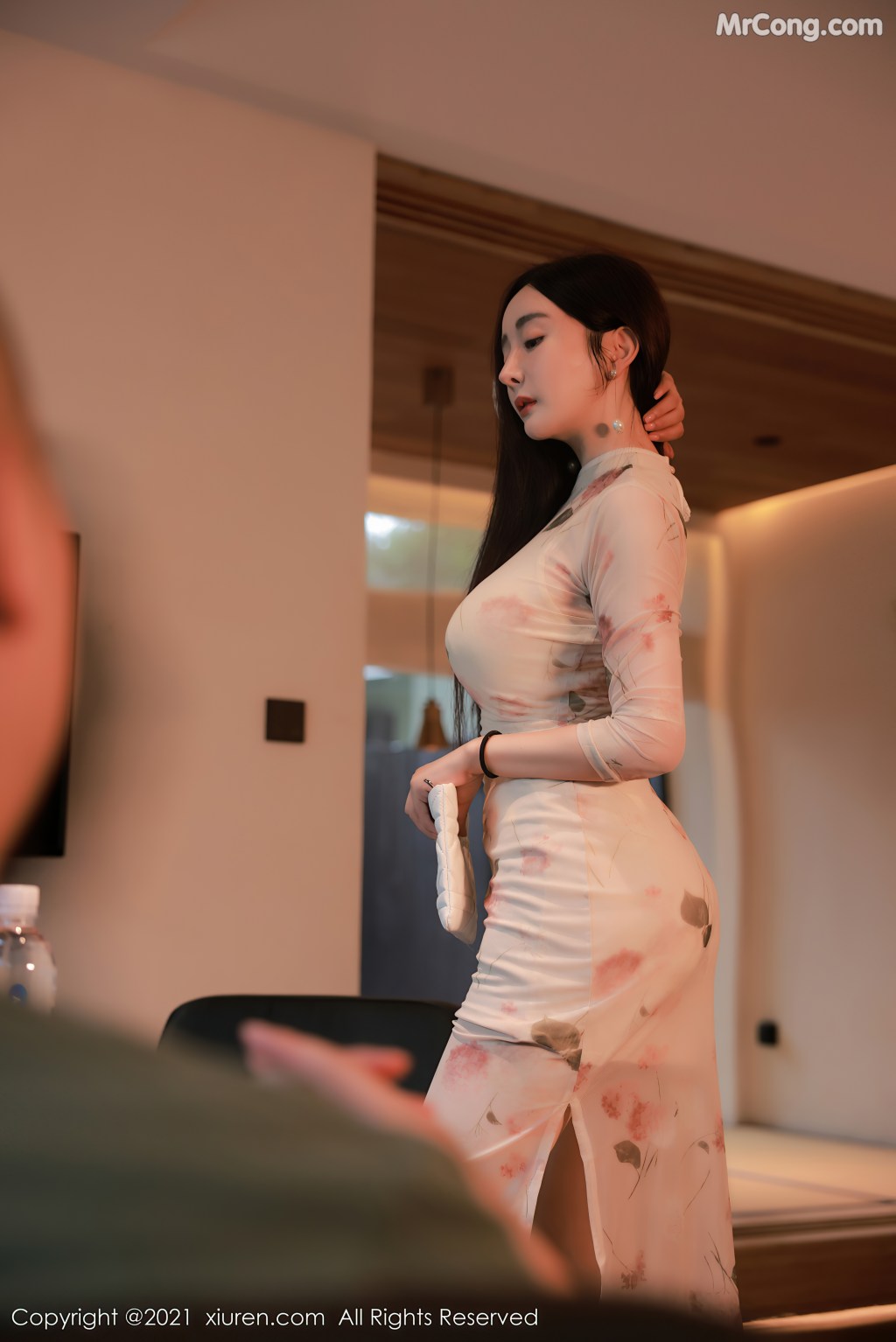 XIUREN No.4002: Yun Er (允爾) (83 photos)