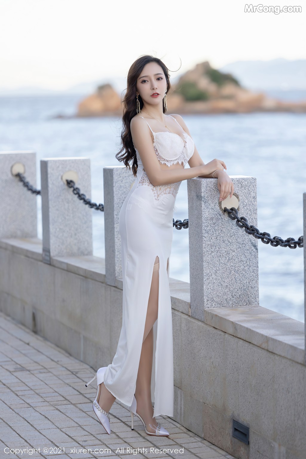 XIUREN No.4004: Yanni (王馨瑶) (76 photos)