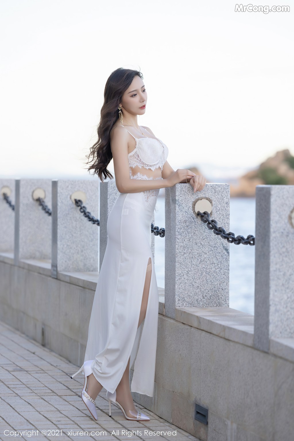 XIUREN No.4004: Yanni (王馨瑶) (76 photos)