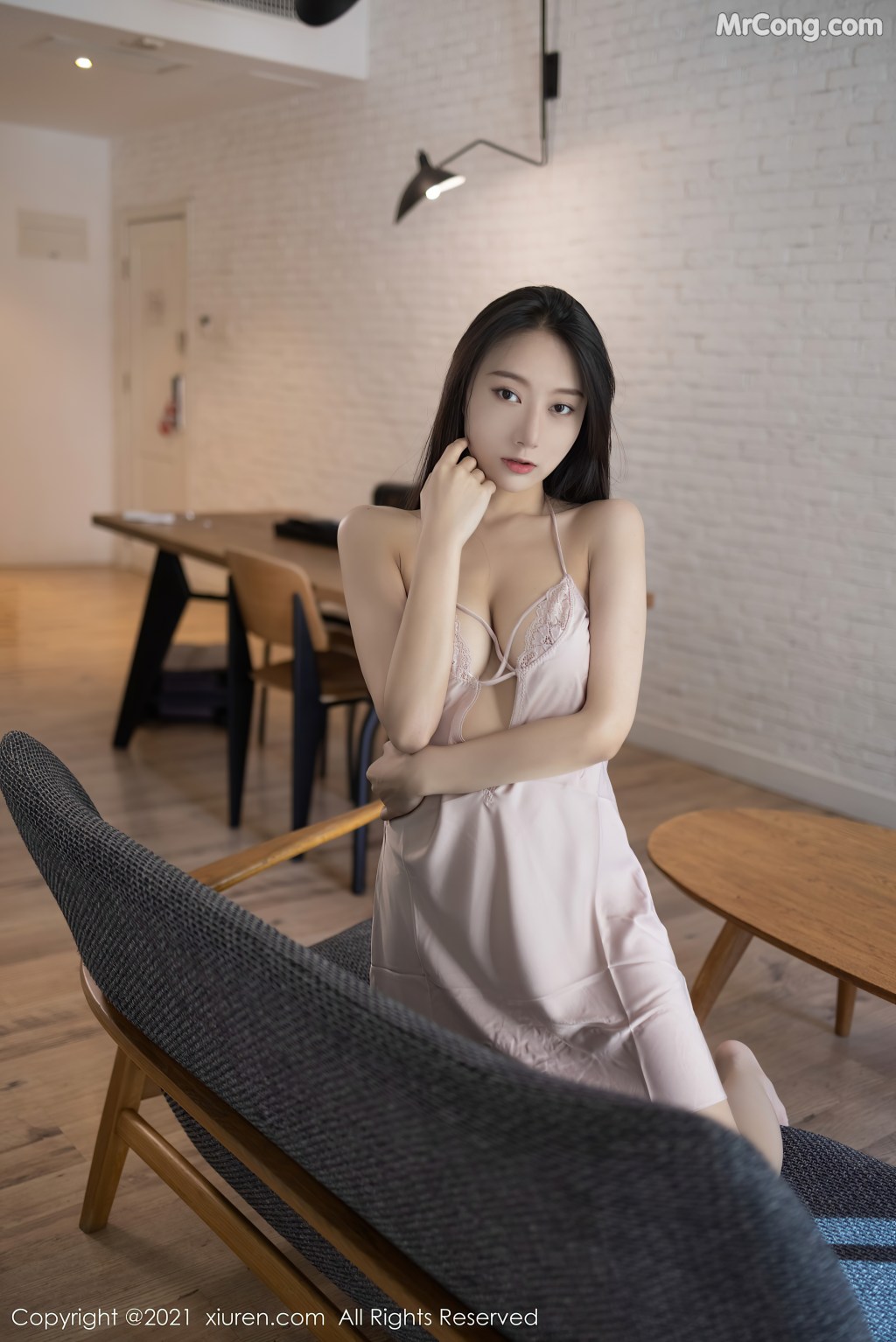 XIUREN No.4006: He Jia Ying (何嘉颖) (50 photos) – Page 3