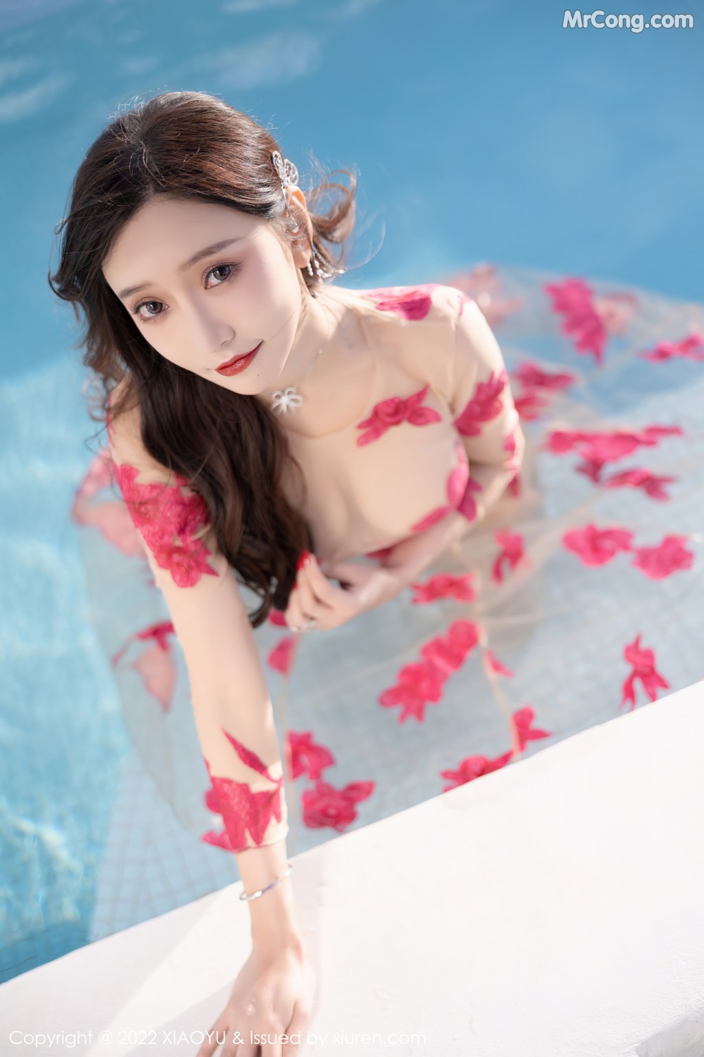 XiaoYu Vol.691: Yanni (王馨瑶) (71 photos) – Page 4