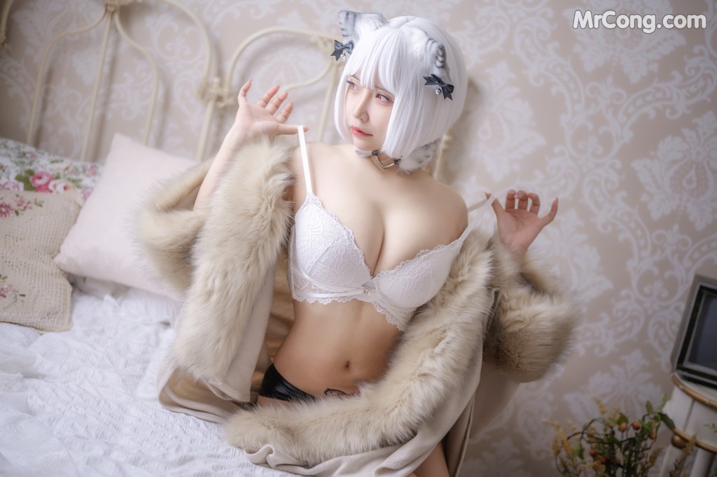 Coser@抱走莫子aa Vol.039: 小脑斧 (51 photos)