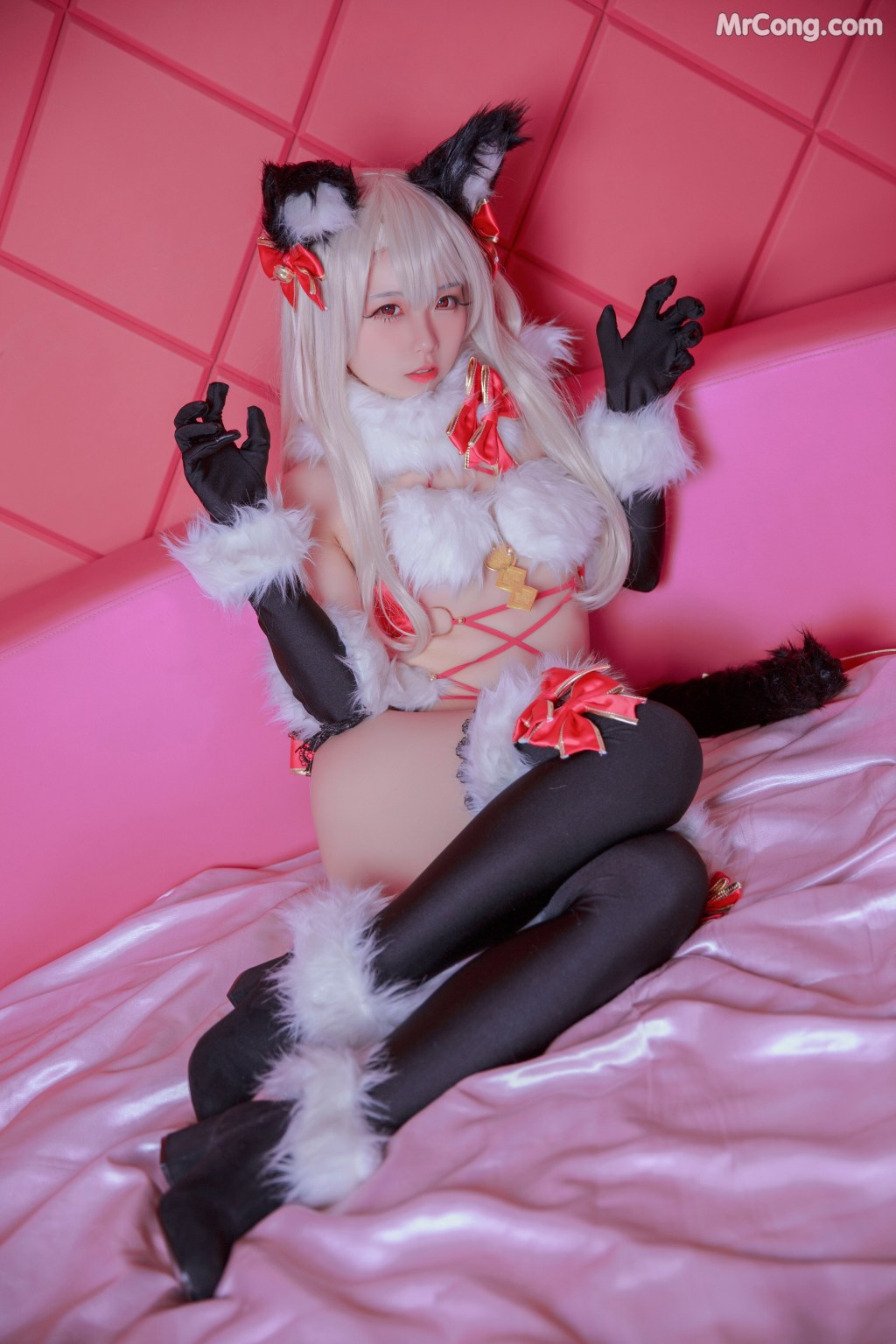 Coser@G44不会受伤 Vol.050: 魔法少女伊莉雅 危险野兽 (19 photos)