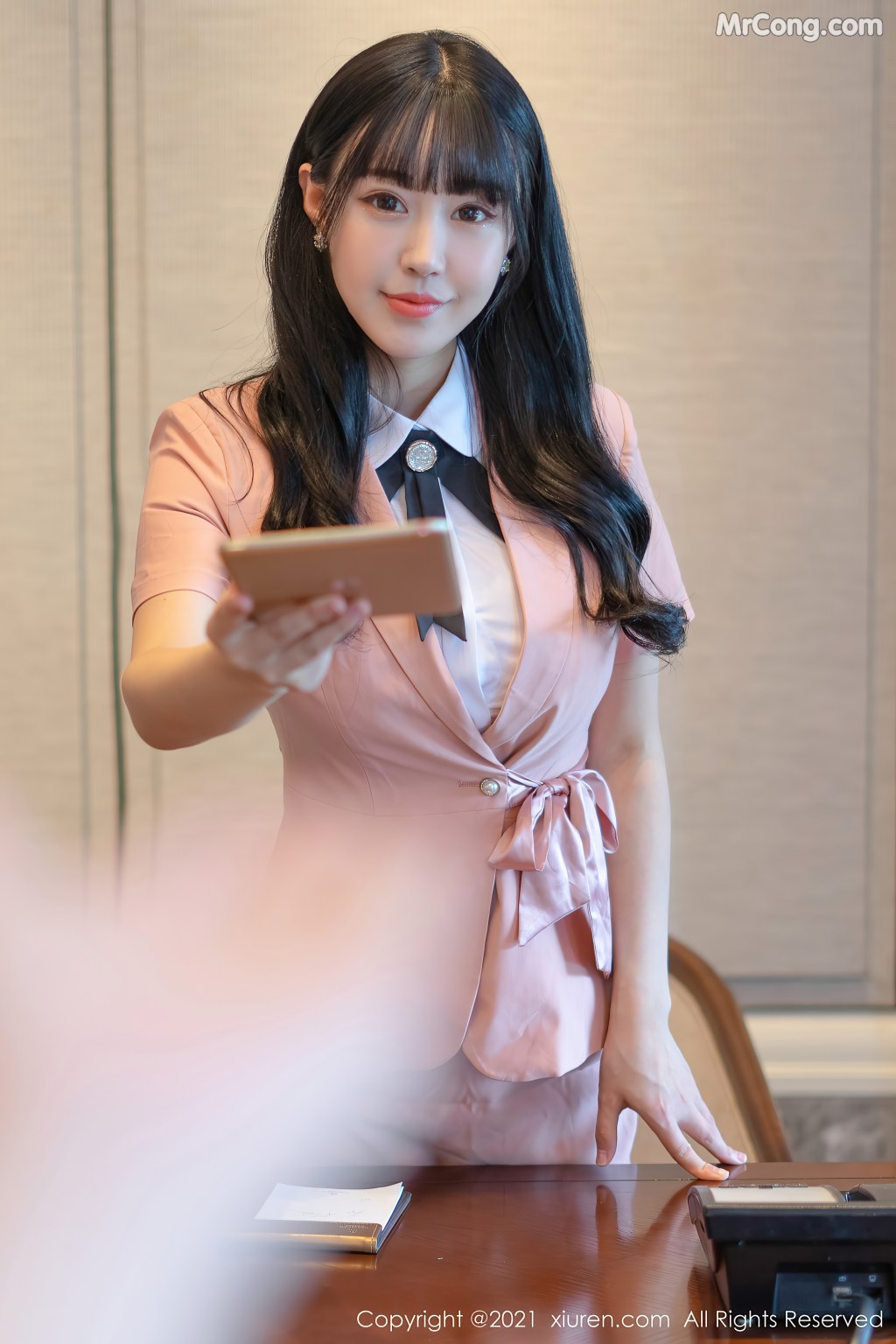 XIUREN No.4044: Zhu Ke Er (朱可儿Flower) (49 photos)