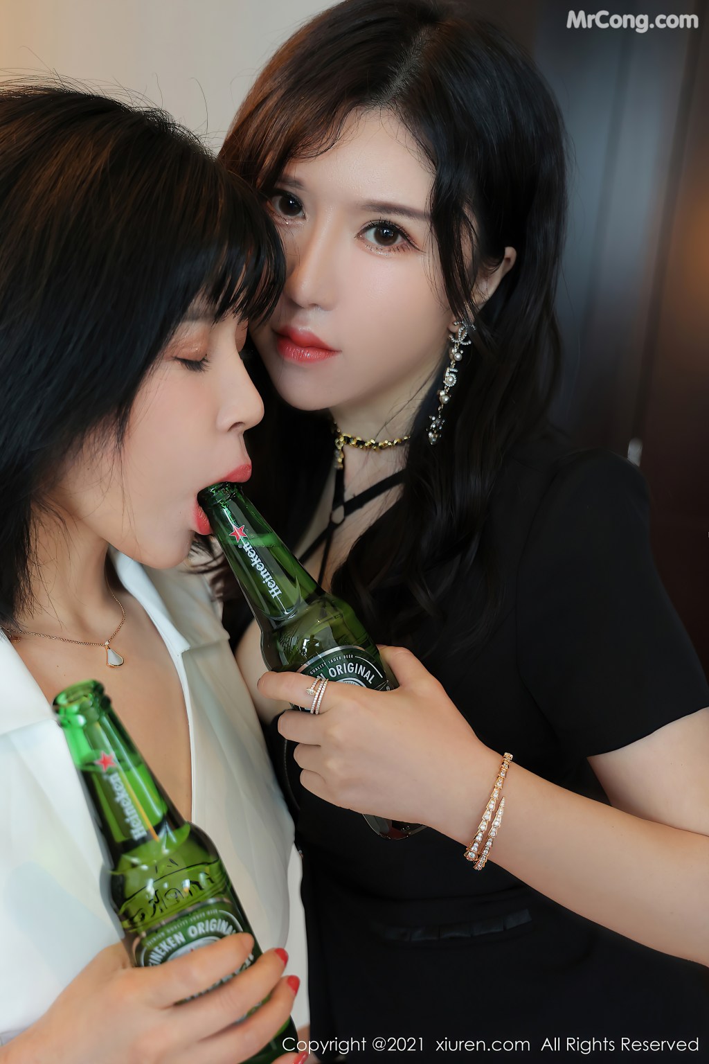 XIUREN No.4047: 乖乖小野喵 & Lucky沈欢欣 (58 photos) – Page 2