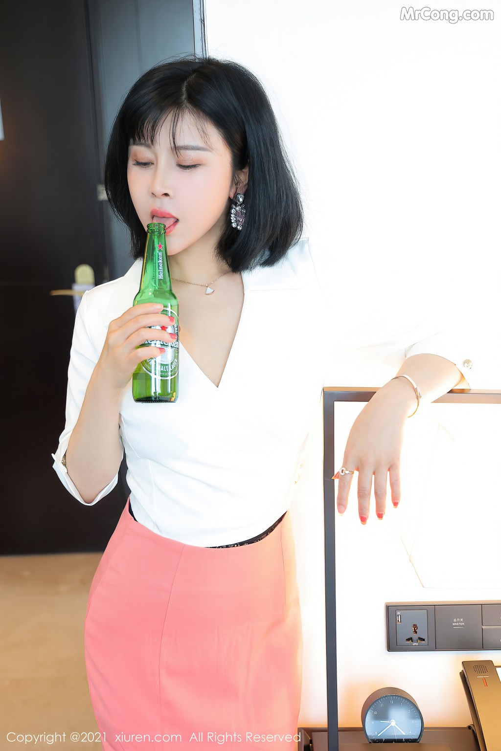XIUREN No.4047: 乖乖小野喵 & Lucky沈欢欣 (58 photos) – Page 2