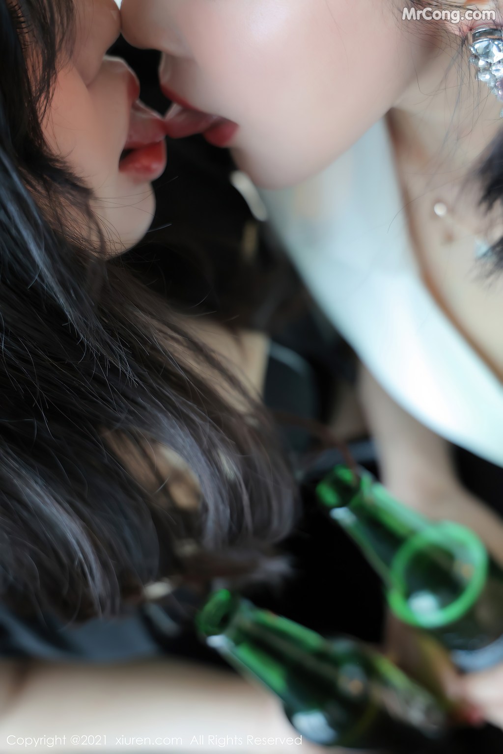 XIUREN No.4047: 乖乖小野喵 & Lucky沈欢欣 (58 photos) – Page 4