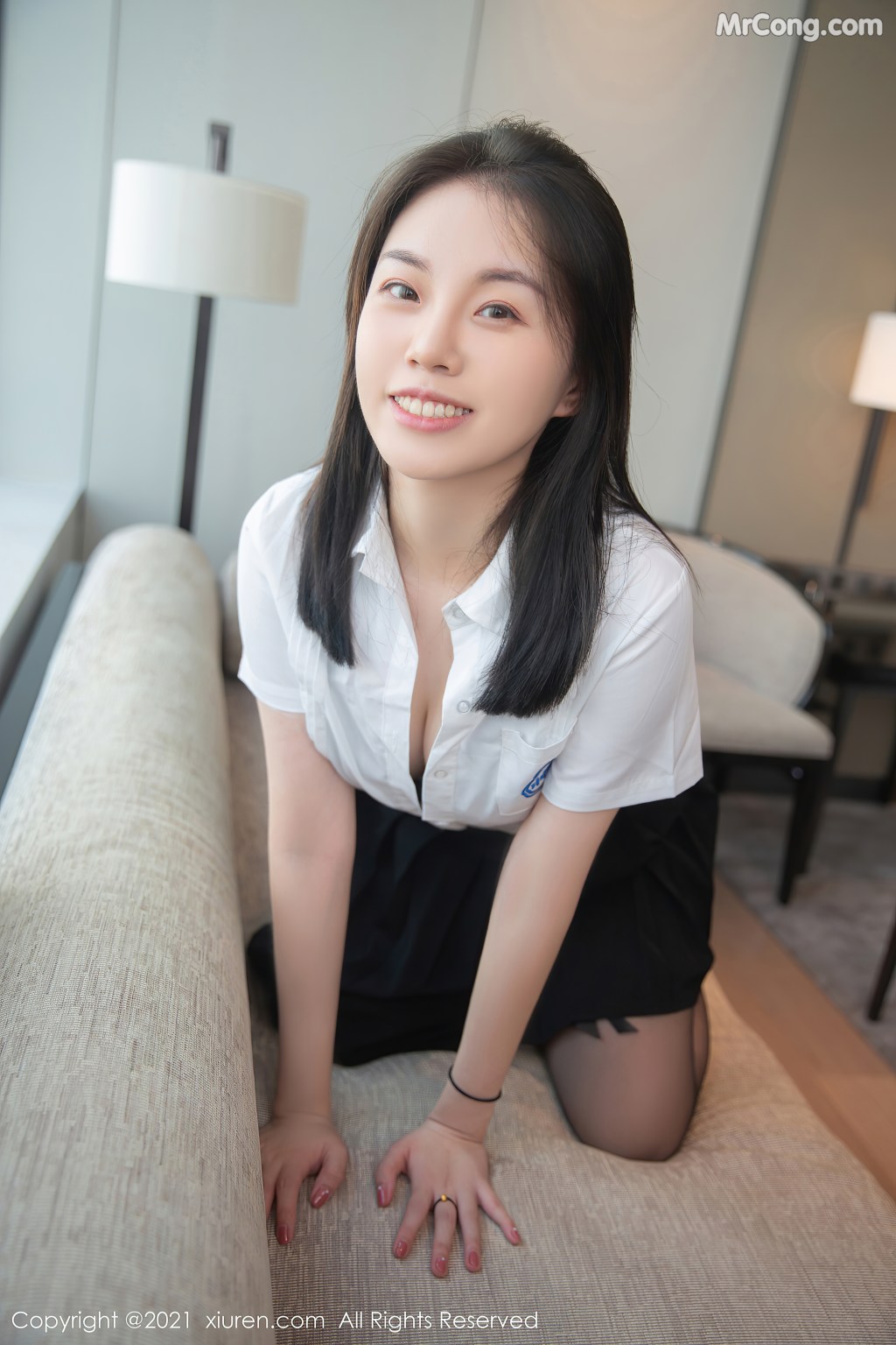 XIUREN No.4049: 一颗甜蛋黄a (74 photos) – Page 2