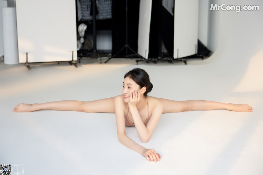 GALLI嘉丽 Vol.001: Mao Mao (毛毛) (54 photos)