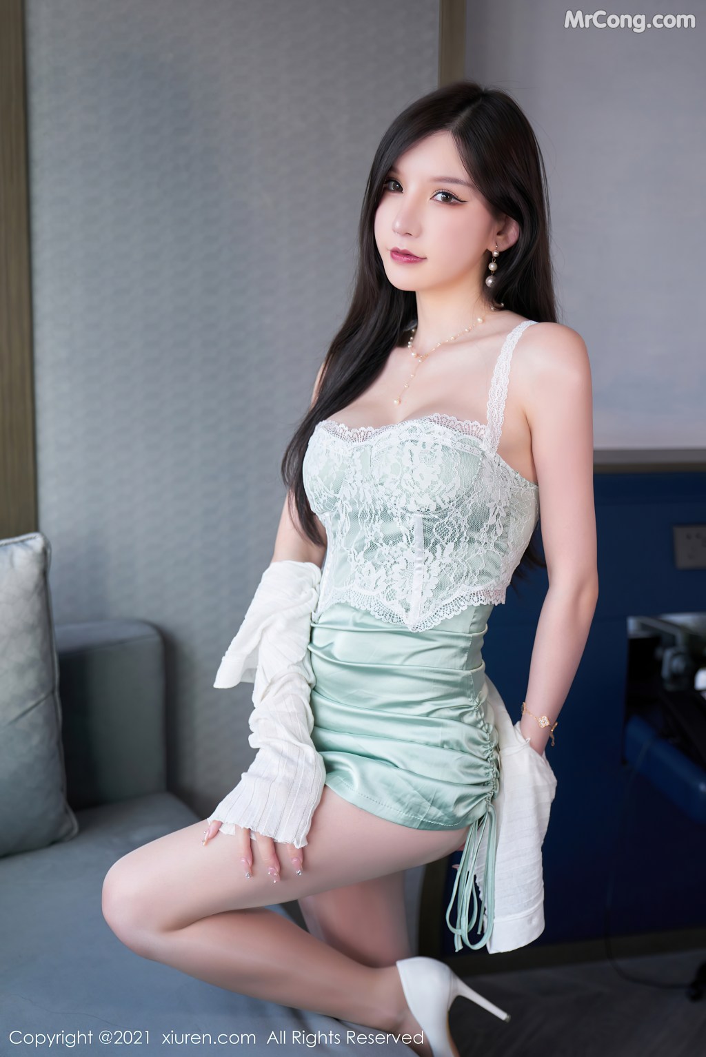 XIUREN No.4054: Zhou Yuxi (周于希Sandy) (73 photos) – Page 4