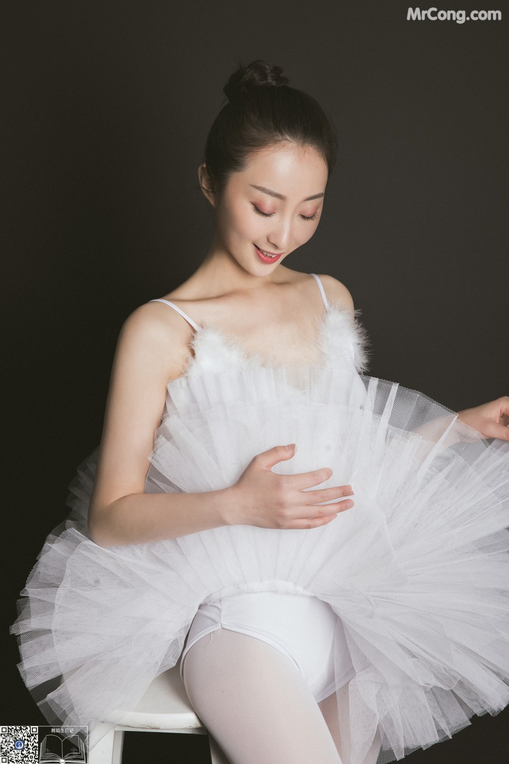 GALLI嘉丽 Vol.004: Jia Min (佳敏) (42 photos)