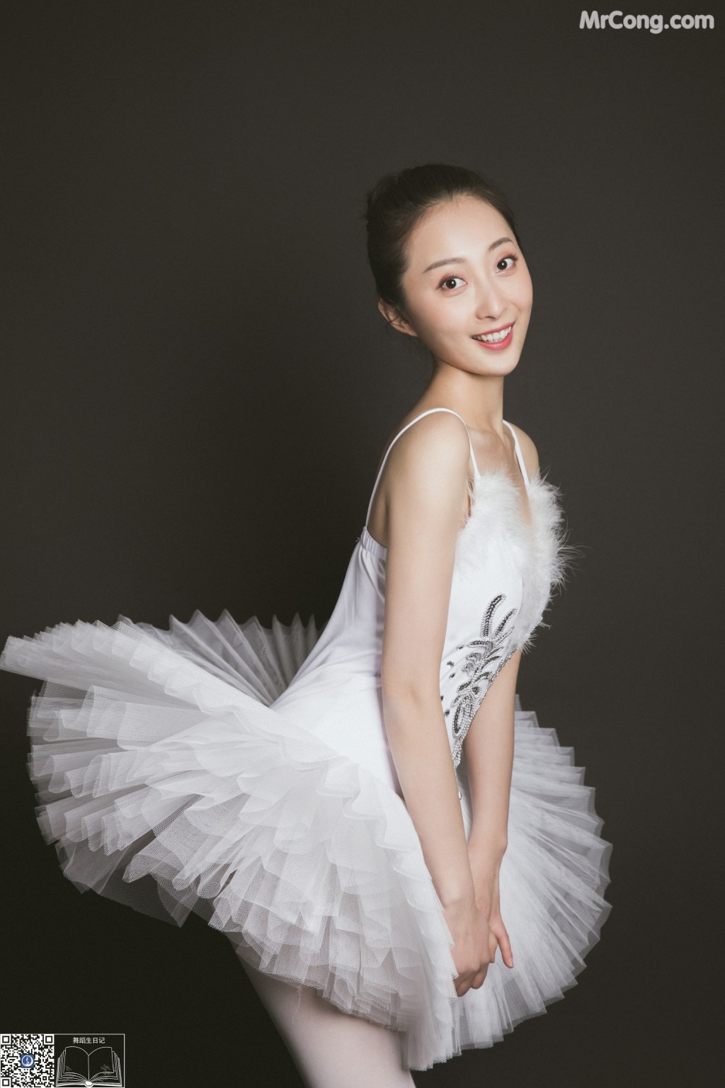 GALLI嘉丽 Vol.004: Jia Min (佳敏) (42 photos) – Page 2