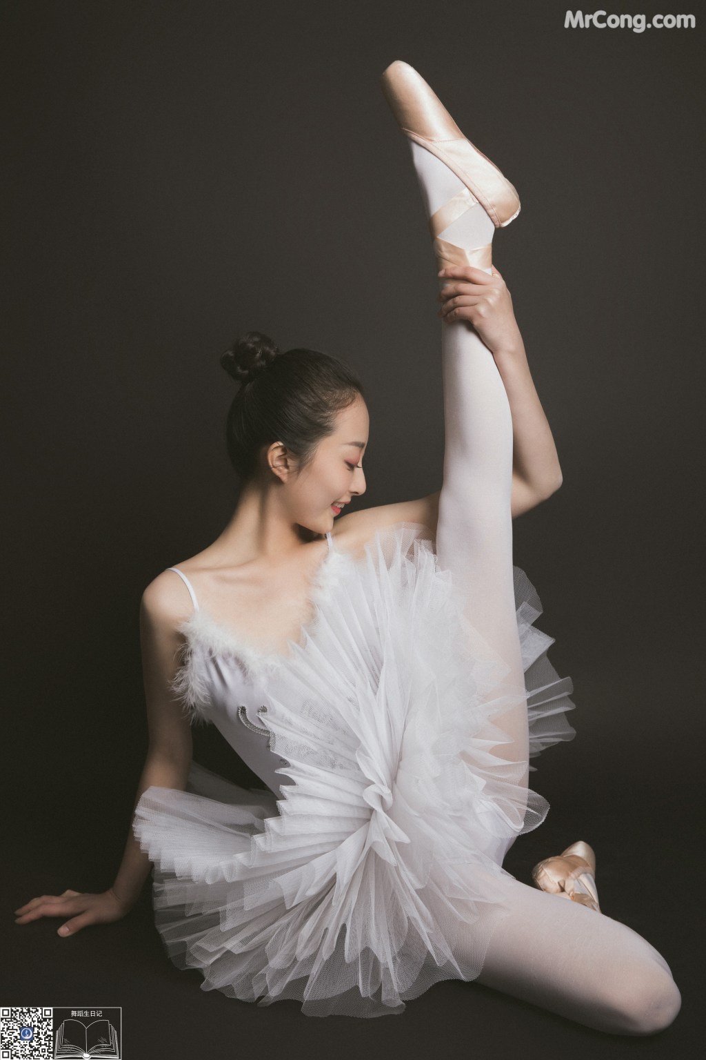 GALLI嘉丽 Vol.004: Jia Min (佳敏) (42 photos) – Page 2