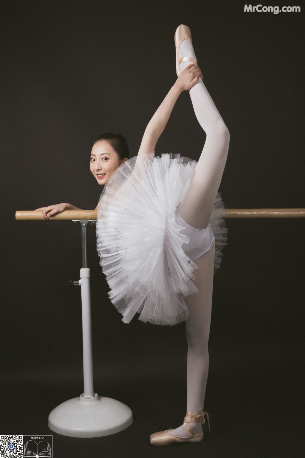 GALLI嘉丽 Vol.004: Jia Min (佳敏) (42 photos) – Page 2