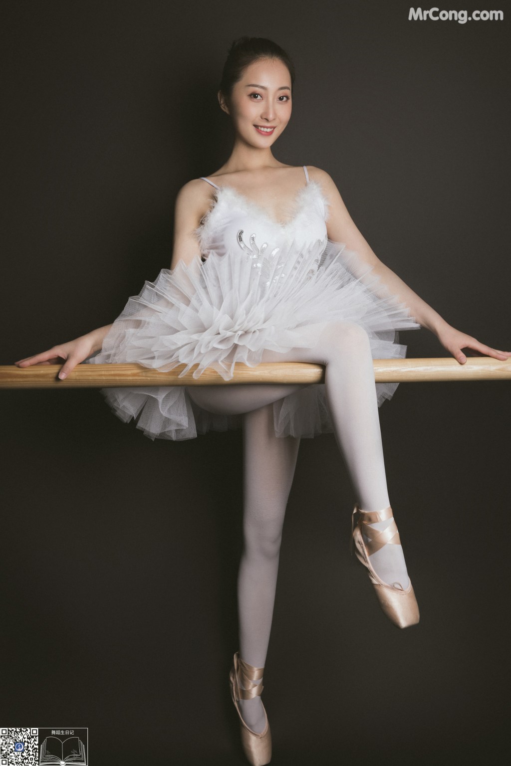 GALLI嘉丽 Vol.004: Jia Min (佳敏) (42 photos) – Page 2