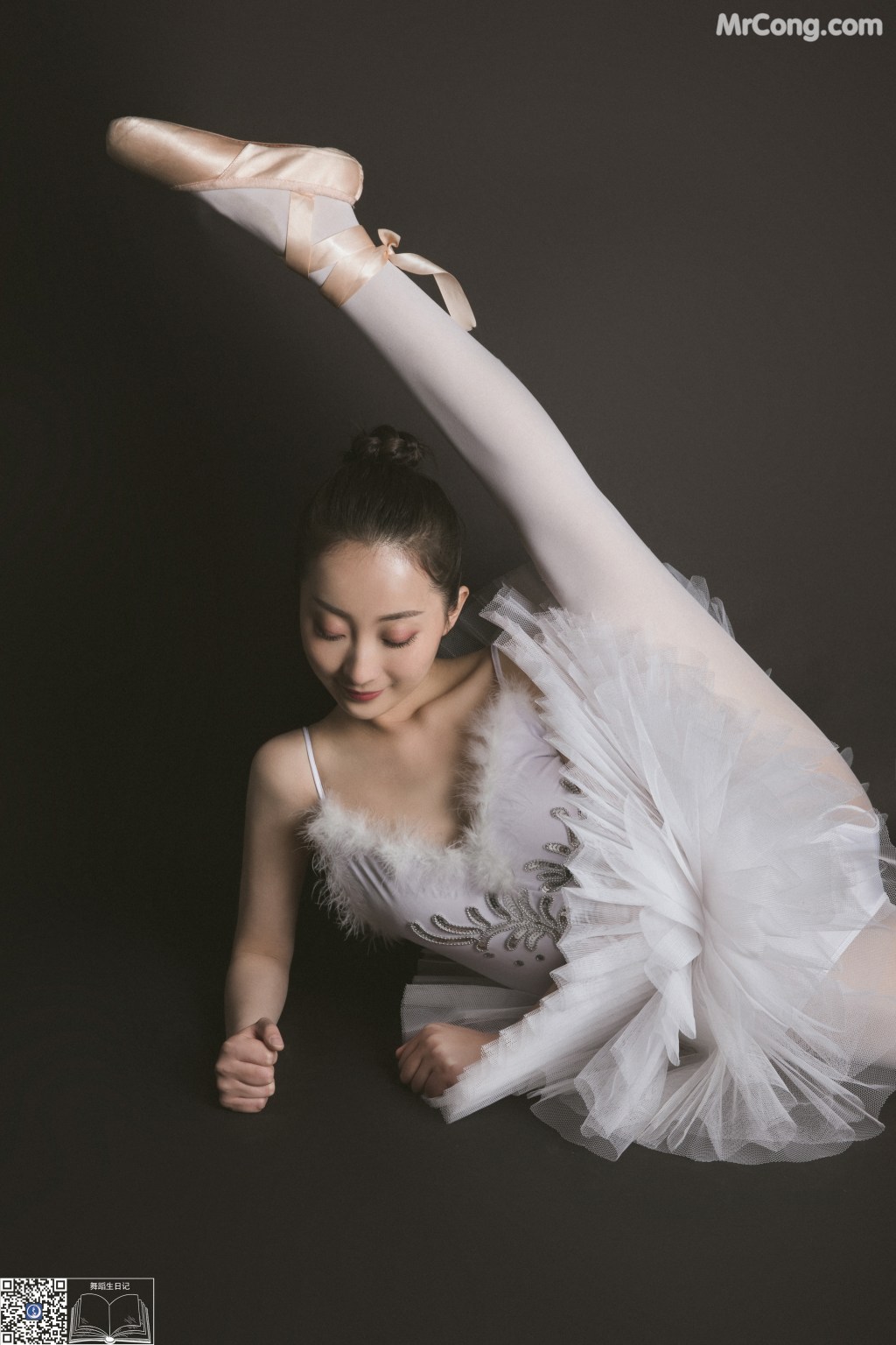 GALLI嘉丽 Vol.004: Jia Min (佳敏) (42 photos) – Page 3