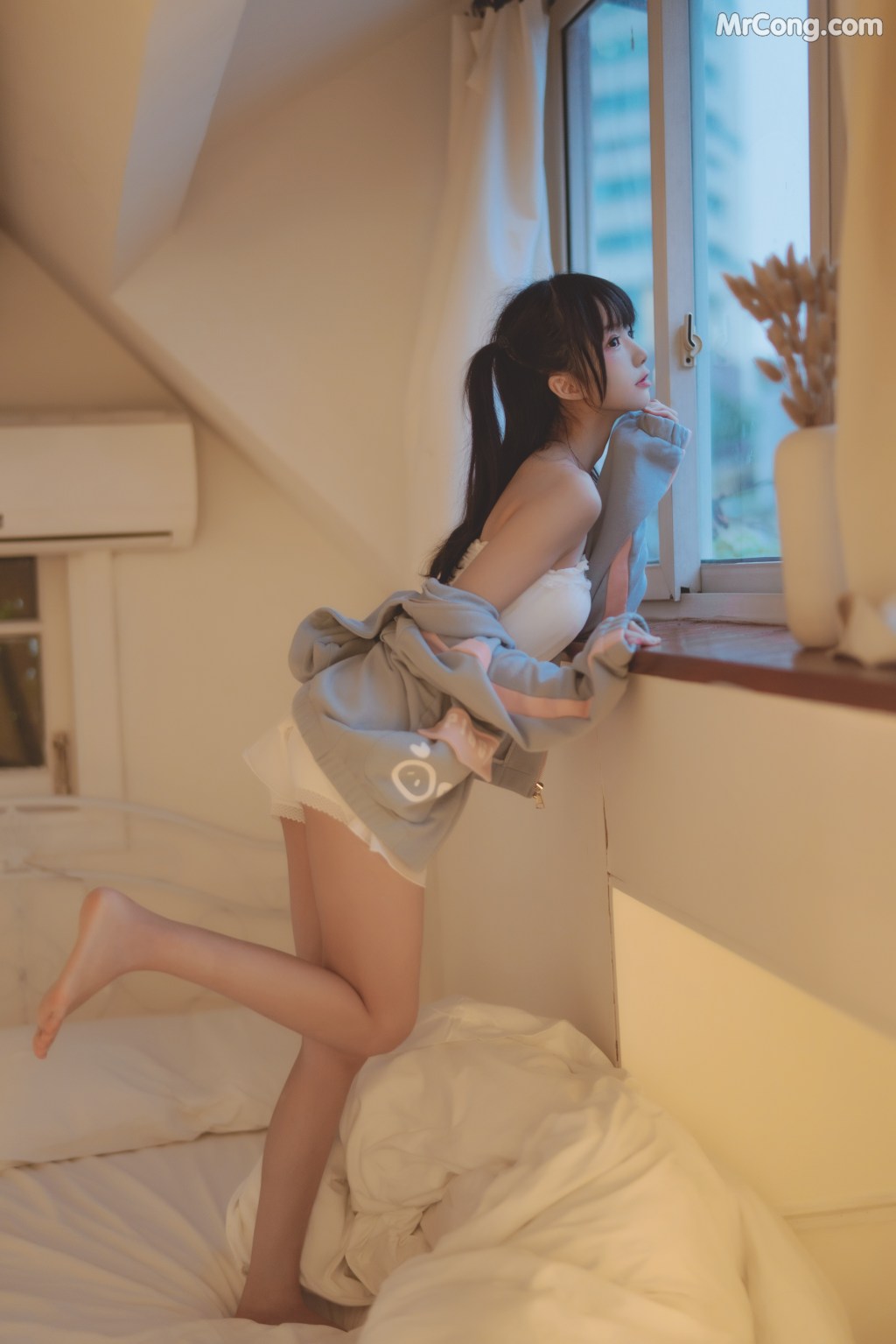 Coser@桜桃喵 Vol.117: 碎星 (19 photos)