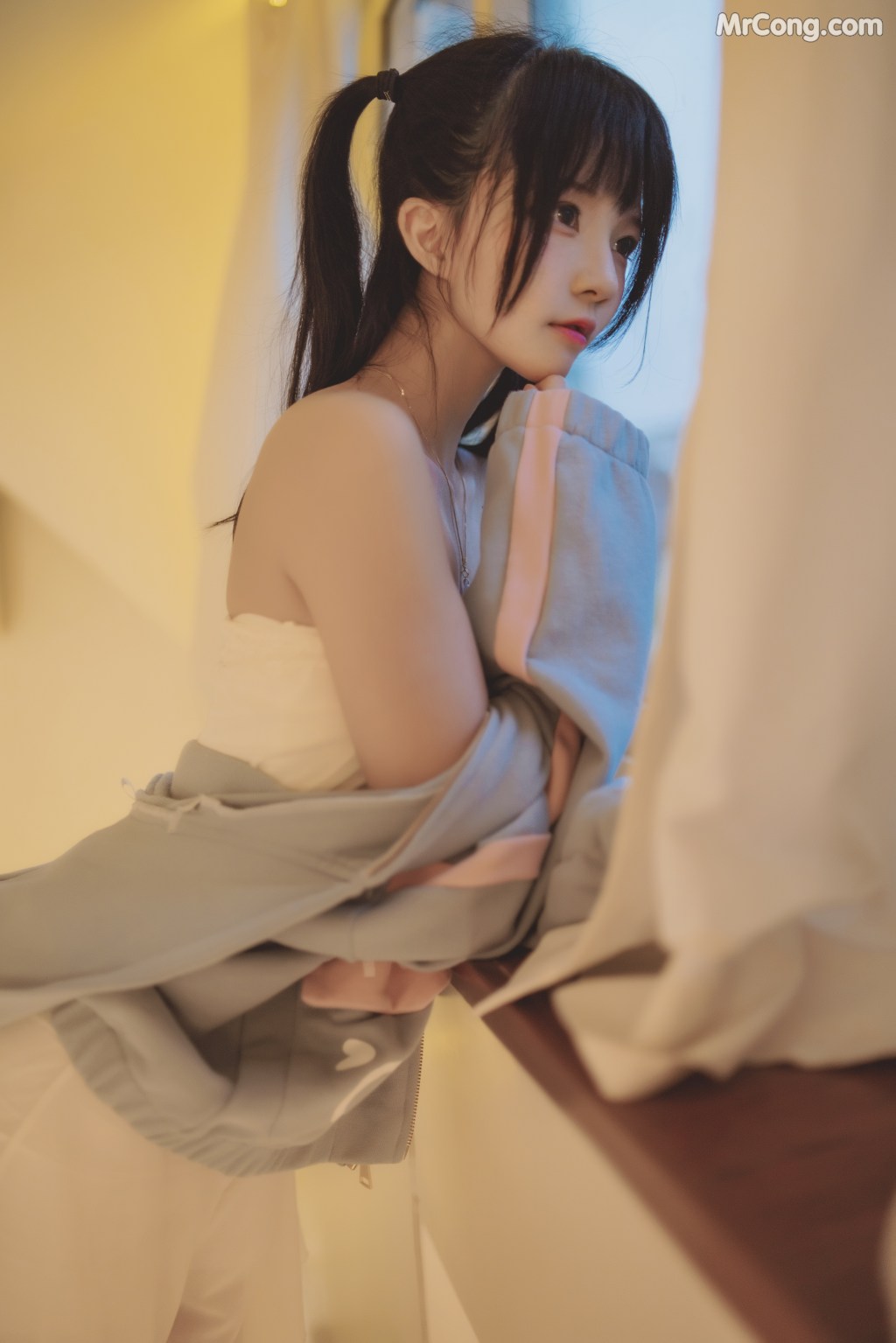 Coser@桜桃喵 Vol.117: 碎星 (19 photos)