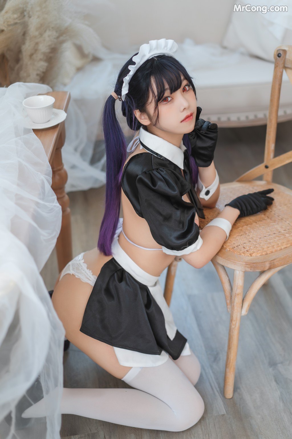 Coser@蜜汁猫裘 Vol.077: 工作女仆 (50 photos + 3 videos) – Page 4